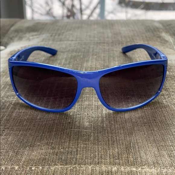 Children’s Place Sunglasses - Picture 1 of 7